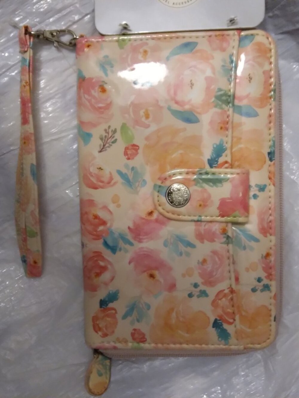 JESSICA McCLINTOCK Travel Wallet Wristlet - Pastel Floral Patent